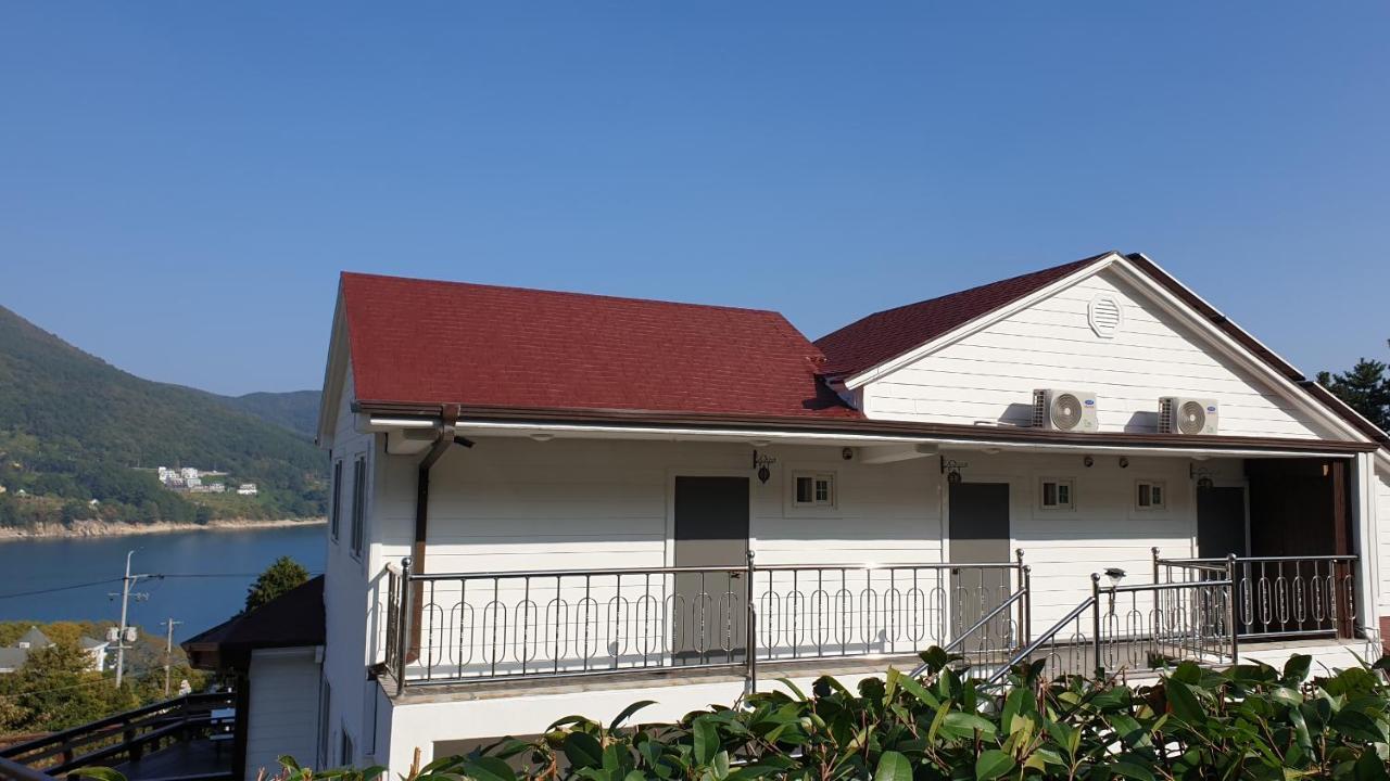 Travel Sketch Pension Geoje Exterior foto