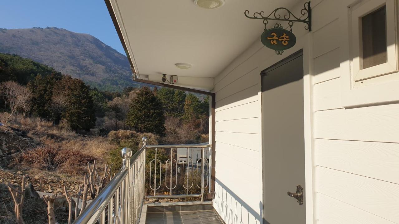 Travel Sketch Pension Geoje Exterior foto